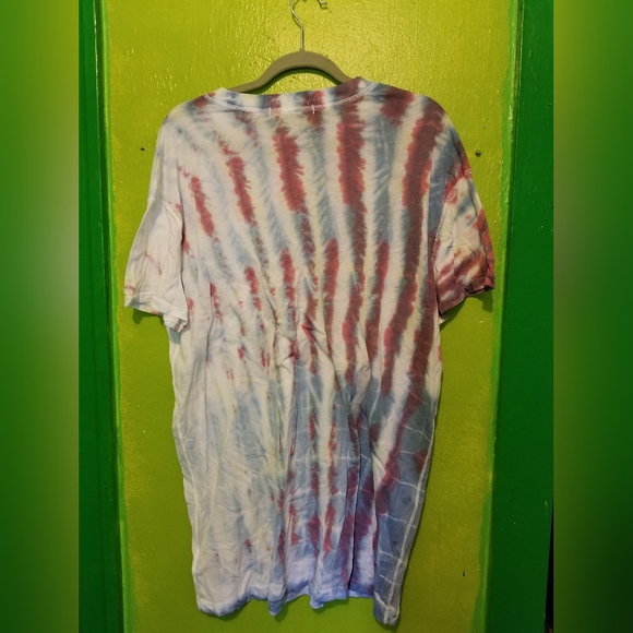 Free People XL tie-dye t-shirt - Picture 2 of 3